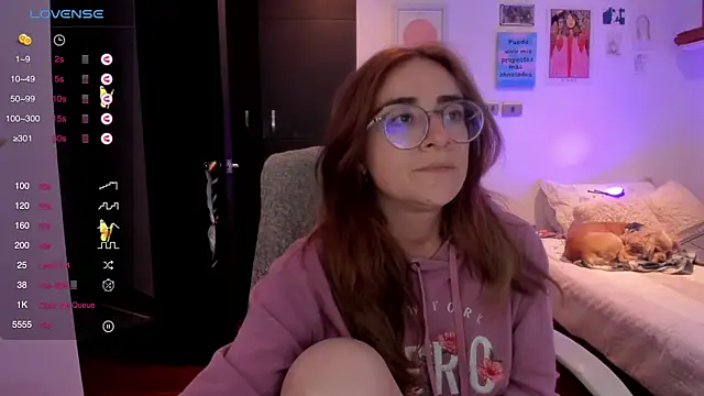 linda giggle online show from February 1, 12:51 am