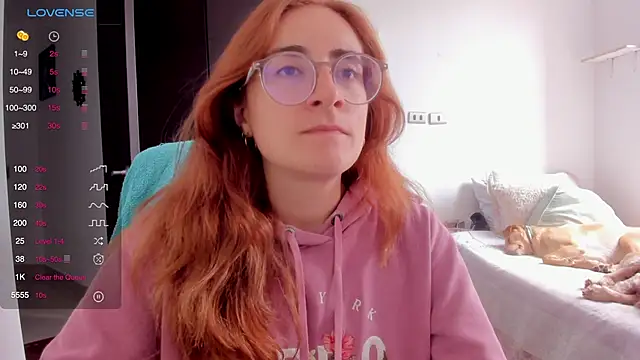 linda giggle online show from February 3, 2:45 pm