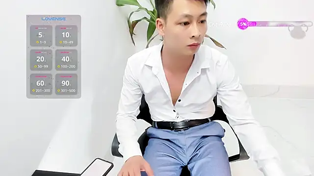 Naughty--asian online show from February 3, 2:45 pm