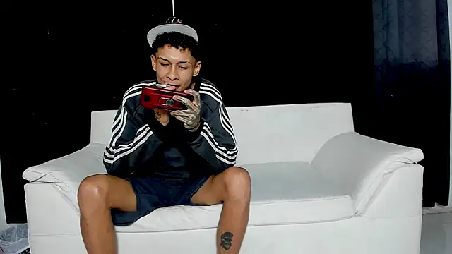 self love46 online show from April 17, 7:17 pm