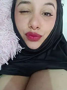 Deina bunny online show from May 25, 6:47 pm