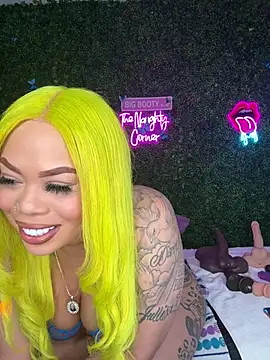 ThickAssRena online show from April 12, 6:51 am