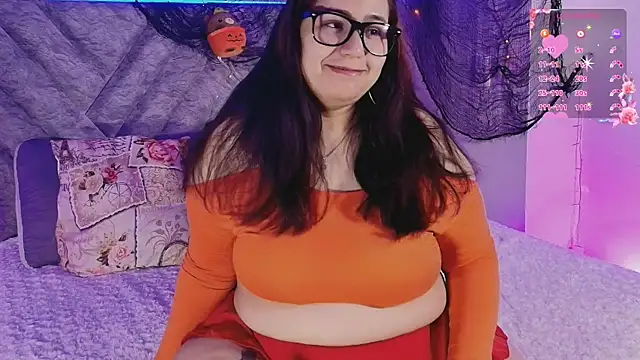 emmajohnss online show from November 2, 3:53 am