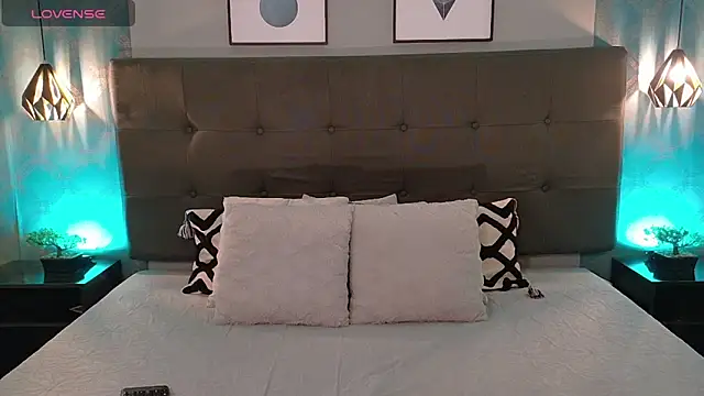 Madisonsmiith online show from February 24, 9:41 pm