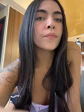 Snapshot of DaphneUwu chatting on November 25, 11:16 pm DaphneUwu online show from November 25, 11:16 pm