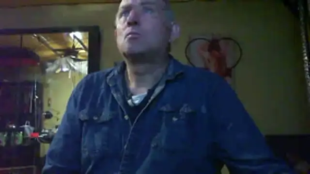 Snapshot of jeanlulu chatting on November 3, 8:32 pm jeanlulu online show from November 3, 8:32 pm