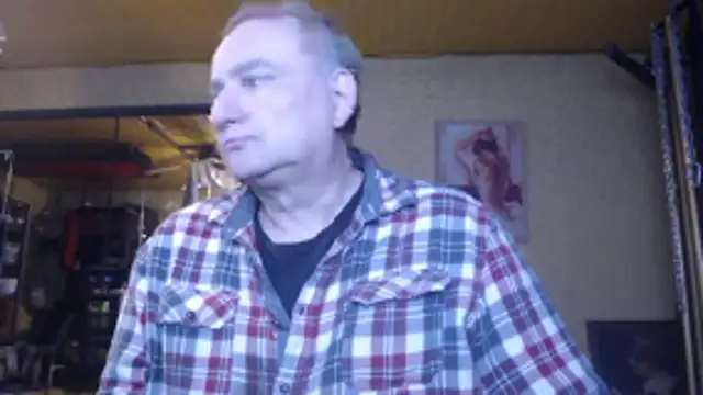 Snapshot of jeanlulu chatting on December 14, 8:57 pm jeanlulu online show from December 14, 8:57 pm