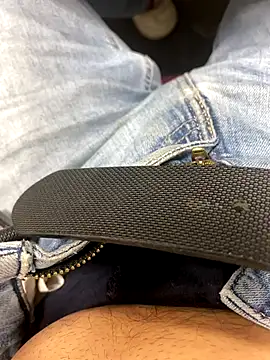 Snapshot of amyalaruz34ist chatting on November 15, 9:11 pm amyalaruz34ist online show from November 15, 9:11 pm