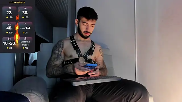 MarkWalker   online show from March 30, 9:43 am