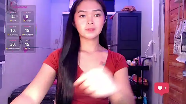 Itsme claire online show from October 10, 3:22 pm