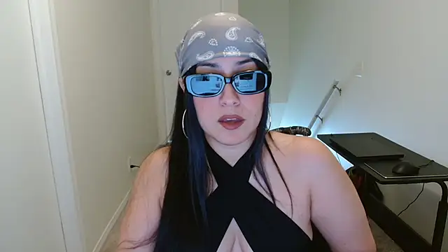 Sassy Latina online show from October 4, 7:34 pm