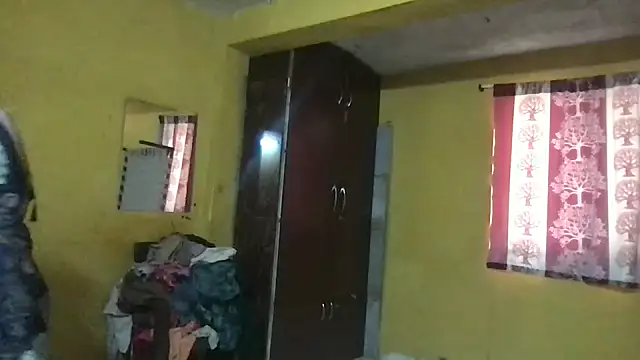 Riyasingh9 online show from February 17, 3:58 am