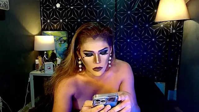 Snapshot of UrtopshemalegoddessAliyah chatting on January 26, 12:58 am UrtopshemalegoddessAliyah online show from January 26, 12:58 am