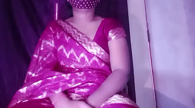 Snapshot of YUKTAPOWER chatting on February 24, 2:40 am YUKTAPOWER online show from February 24, 2:40 am