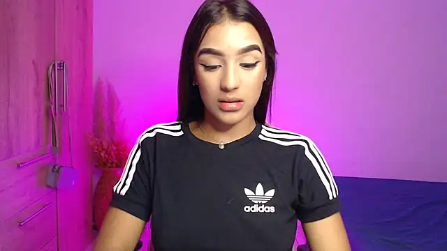 GiltRosebush online show from January 10, 11:08 pm