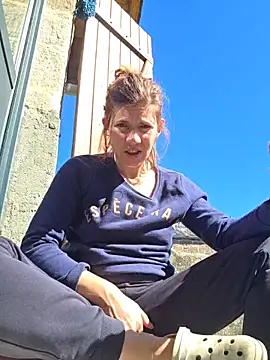 Lina lou4 online show from March 18, 12:19 pm