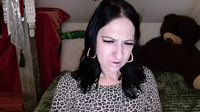 DebraMilf online show from March 1, 3:21 am