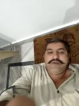 Amandev7 online show from October 27, 6:45 pm