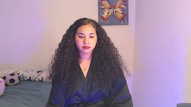 Snapshot of luciana_keating chatting on January 12, 11:04 am luciana keating online show from January 12, 11:04 am