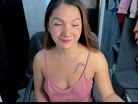 soooooANGEL online show from November 3, 1:40 am