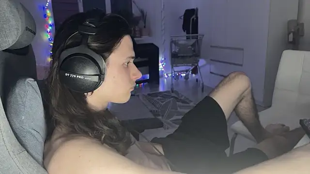 CandyChell online show from February 21, 8:21 pm