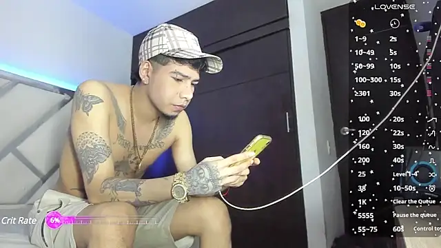 Snapshot of zack_isaac777 chatting on December 31, 3:45 am zack isaac777 online show from December 31, 3:45 am