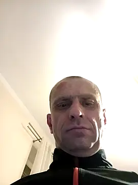 Snapshot of Roman0798 chatting on February 1, 4:03 am Roman0798 online show from February 1, 4:03 am