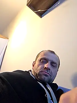 Snapshot of Roman0798 chatting on October 24, 5:26 am Roman0798 online show from October 24, 5:26 am