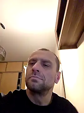 Snapshot of Roman0798 chatting on December 16, 6:29 am Roman0798 online show from December 16, 6:29 am