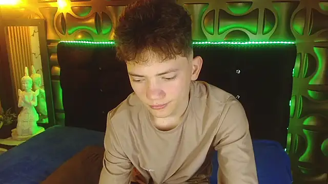 cruz dante online show from April 9, 7:08 pm