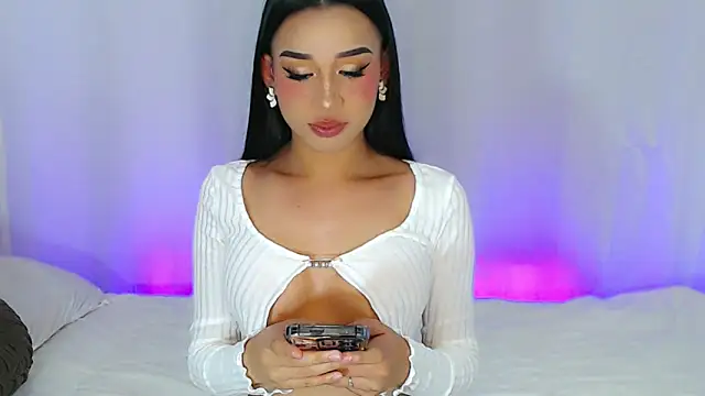 FuckDoll Nathalie online show from October 13, 5:57 pm