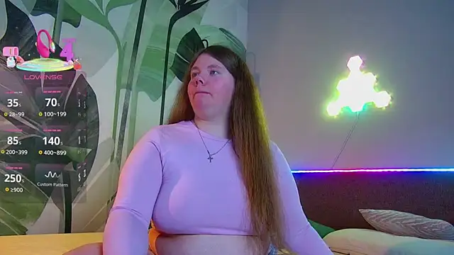 RubyValen online show from April 6, 1:36 am