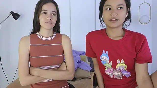 sexychanell 18 online show from April 7, 1:33 pm