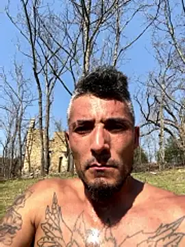 Snapshot of DarkHorse89 chatting on March 21, 8:12 pm DarkHorse89 online show from March 21, 8:12 pm