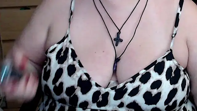 mayasmith online show from November 24, 7:46 pm