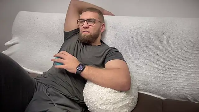 Snapshot of Bear_bear_ chatting on December 22, 1:01 am Bear bear online show from December 22, 1:01 am