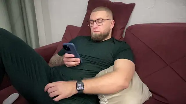 Snapshot of Bear_bear_ chatting on January 29, 2:42 pm Bear bear online show from January 29, 2:42 pm