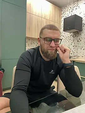 Snapshot of Bear_bear_ chatting on February 24, 4:26 pm Bear bear online show from February 24, 4:26 pm