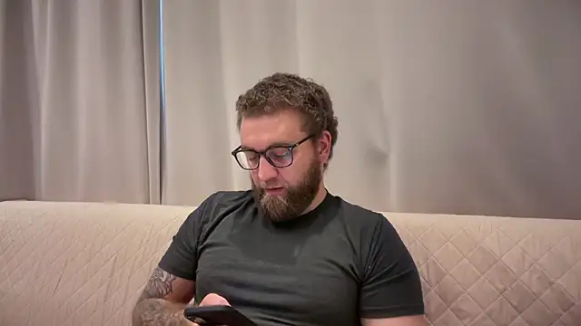 Bear bear  online show from April 28, 8:41 am