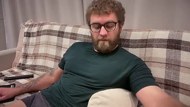 Bear bear  online show from May 4, 8:21 am