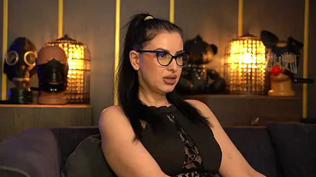 kelly kent online show from April 18, 7:58 pm