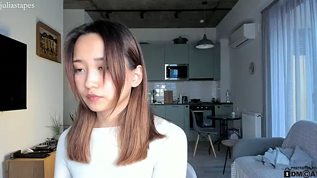 julias tapes online show from January 14, 1:49 pm