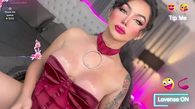sassy olivia online show from September 26, 1:37 pm