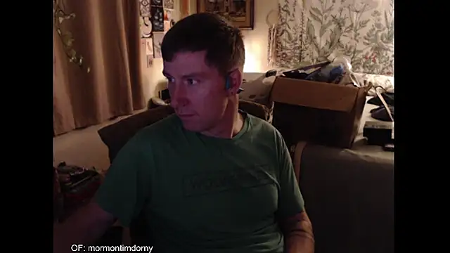 MormonPineapples online show from November 14, 4:33 am