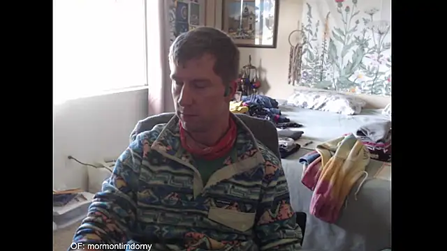 MormonPineapples online show from November 21, 9:46 pm