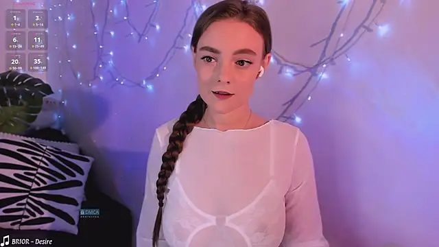 xwiuiwx online show from October 8, 12:14 pm