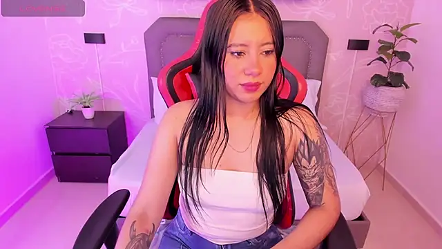 majo rose online show from March 22, 7:09 pm