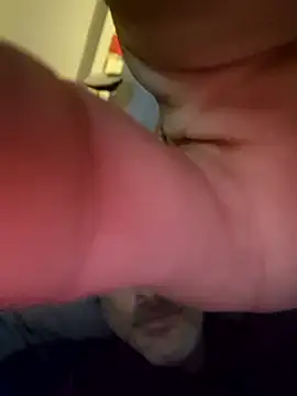 Snapshot of cuci45 chatting on February 13, 8:38 pm cuci45 online show from February 13, 8:38 pm