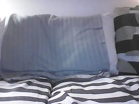 Snapshot of Malcomvs97 chatting on February 4, 9:09 pm Malcomvs97 online show from February 4, 9:09 pm