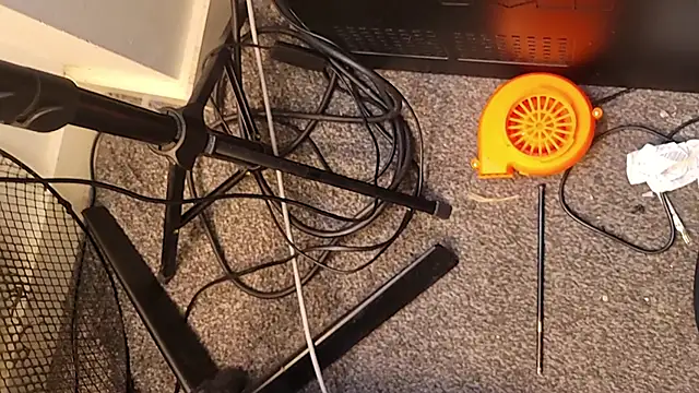 uk-bobbie-uk online show from November 26, 1:28 am